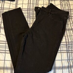 a.n.a. Black Mid-Rise Skinny Jeans
